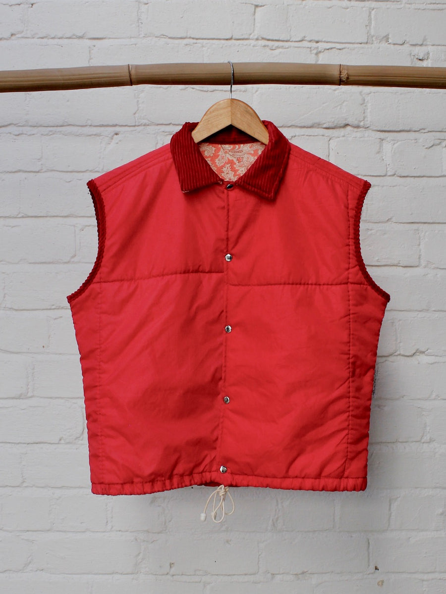 Red Wind Breaker Revisable Vest